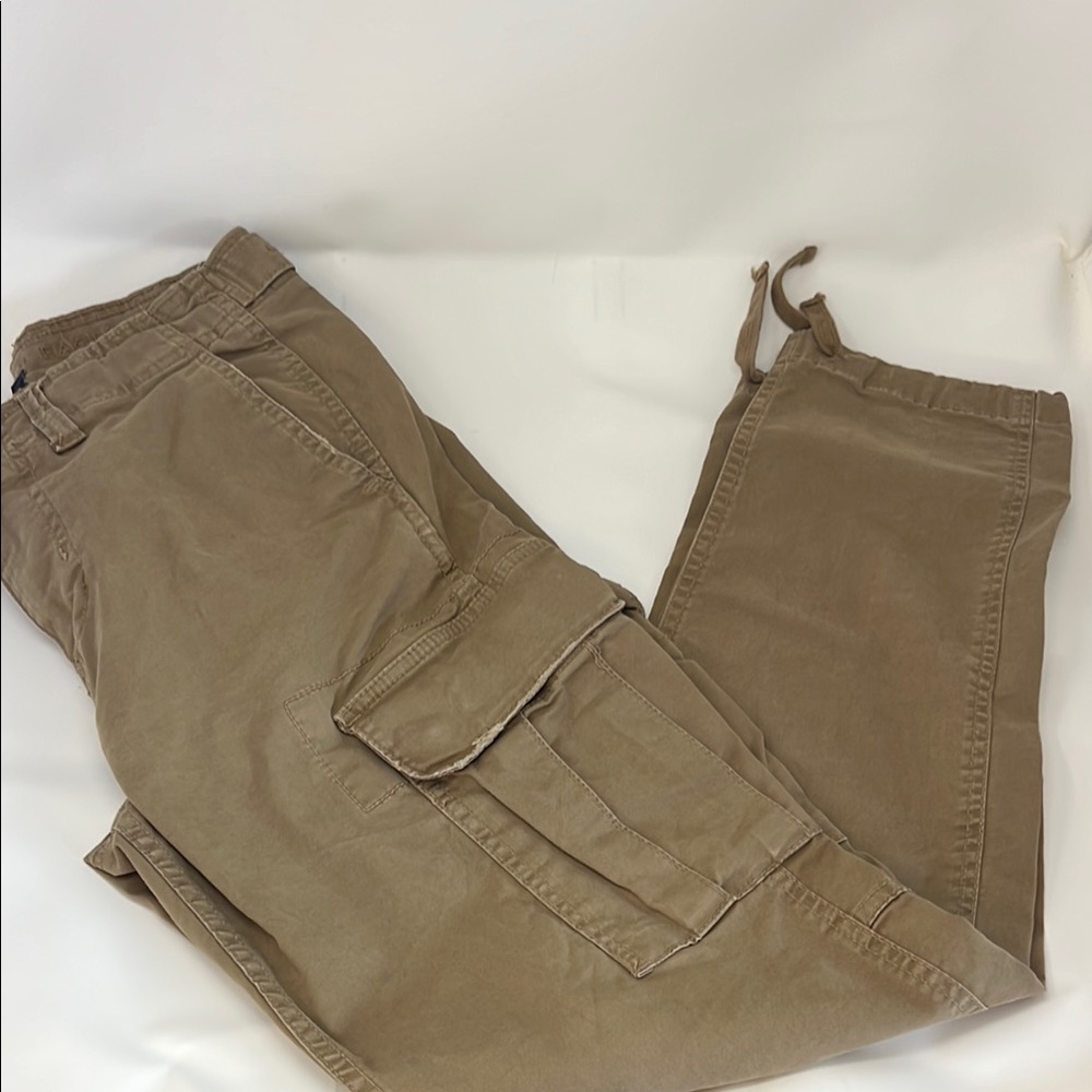 American Eagle Outfitters Brown Cargo Pants